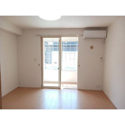 グレイス 102【管理NO：1-018683701-01020】 ★家具家電は申し込み後に搬入します★の物件写真2