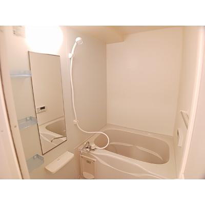 グレイス 102【管理NO：1-018683701-01020】 ★家具家電は申し込み後に搬入します★の物件写真4