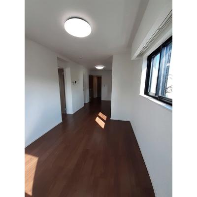 ソレイユ深沢 302【管理NO：1-026959701-03020】 ★家具家電は申し込み後に搬入します★ ★2026年09月中旬入居可能★の物件写真2