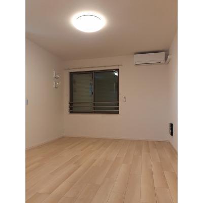 コスモパーク 202【管理NO：1-025923301-02020】 ★家具家電は申し込み後に搬入します★ ★2026年09月下旬入居可能★の物件写真2