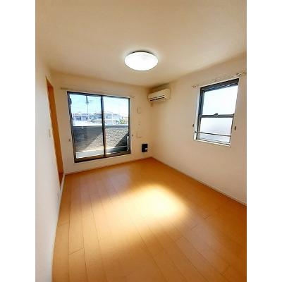 カミヤ 202【管理NO：1-018551501-02020】 ★家具家電は申し込み後に搬入します★ ★2026年10月中旬入居可能★の物件写真2