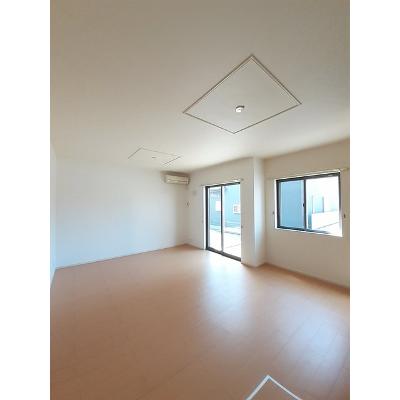 ｍｉｅｌｅ 102【管理NO：1-017933801-01020】 ★家具家電は申し込み後に搬入します★の物件写真2