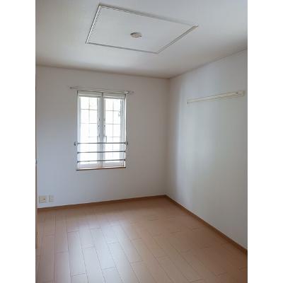 レトアⅢ 201【管理NO：1-015083102-02010】 ★家具家電は申し込み後に搬入します★の物件写真2