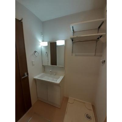 スカイサウス 201【管理NO：1-024029301-02010】 ★家具家電は申し込み後に搬入します★の物件写真6