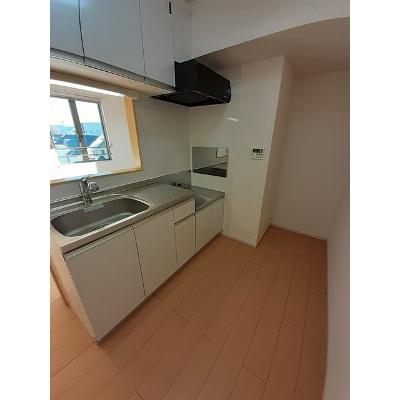 ブルック駅西 301【管理NO：1-019077701-03010】 ★家具家電は申し込み後に搬入します★ ★2026年09月上旬入居可能★の物件写真3