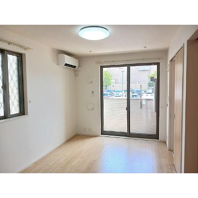 ソル　アランテ 101【管理NO：1-024193901-01010】 ★家具家電は申し込み後に搬入します★の物件写真2
