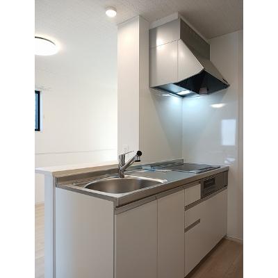 サウザンドロード 106【管理NO：1-027354901-01050】 ★家具家電は申し込み後に搬入します★ ★2026年09月下旬入居可能★の物件写真3