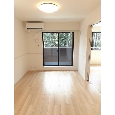 ソウ　ブイソン　Ⅶ 201【管理NO：1-026405502-02010】 ★家具家電は申し込み後に搬入します★ ★2026年09月下旬入居可能★の物件写真2