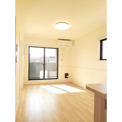 カトレアＶ 201【管理NO：1-026285701-02010】 ★家具家電は申し込み後に搬入します★ ★2026年09月中旬入居可能★の物件写真2