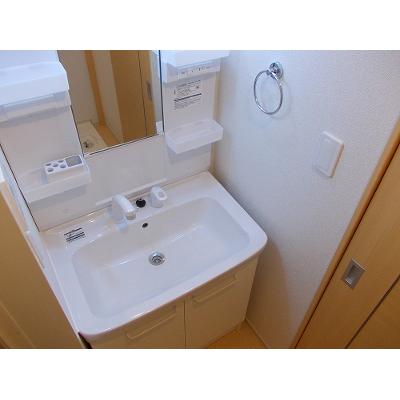 シーズンズ　コンフォートⅠ 102【管理NO：1-021075101-01020】 ★家具家電は申し込み後に搬入します★ ★2026年09月中旬入居可能★の物件写真6