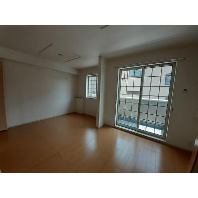 エスト　アロッジオ 103【管理NO：1-017705701-01030】 ★家具家電は申し込み後に搬入します★ ★2026年10月上旬入居可能★の物件写真2