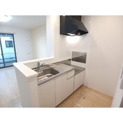 イターナルパレスⅡ 103【管理NO：1-021806501-01030】 ★家具家電は申し込み後に搬入します★の物件写真3