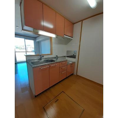 カメ－リア１番館 102【管理NO：1-012586201-01020】 ★家具家電は申し込み後に搬入します★ ★2026年09月下旬入居可能★の物件写真3