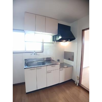 城山ハイツ 101【管理NO：1-003360801-01010】 ★家具家電は申し込み後に搬入します★ ★2026年09月下旬入居可能★の物件写真3