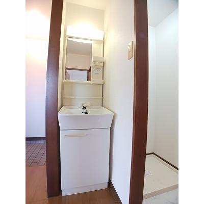 城山ハイツ 101【管理NO：1-003360801-01010】 ★家具家電は申し込み後に搬入します★ ★2026年09月下旬入居可能★の物件写真6
