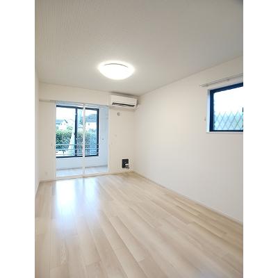モデルノパラッツォ　リモーネＡ 102【管理NO：1-026769501-01020】 ★家具家電は申し込み後に搬入します★の物件写真2