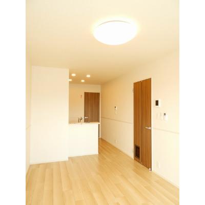 レジレンスパークⅤ 202【管理NO：1-025689201-02020】 ★家具家電は申し込み後に搬入します★ ★2026年10月上旬入居可能★の物件写真2
