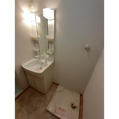 カレント 203【管理NO：1-016179901-02030】 ★家具家電は申し込み後に搬入します★ ★2026年10月上旬入居可能★の物件写真6