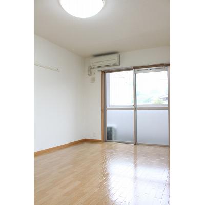 コリウス 106【管理NO：1-012395801-01060】 ★家具家電は申し込み後に搬入します★ ★2026年09月中旬入居可能★の物件写真2