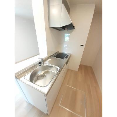 プレミアファイン 105【管理NO：1-026766701-01050】 ★家具家電は申し込み後に搬入します★ ★2026年09月上旬入居可能★の物件写真3