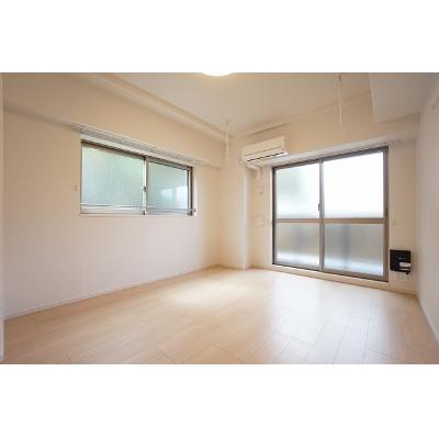 ニューレジデンス穴生 201【管理NO：1-026073701-02010】 ★家具家電は申し込み後に搬入します★ ★2026年09月中旬入居可能★の物件写真2