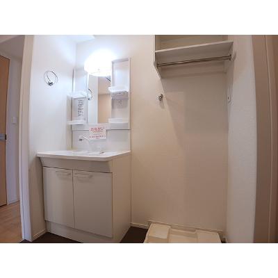 ホワイトハウス弐番館 203【管理NO：1-023132602-02030】 ★家具家電は申し込み後に搬入します★の物件写真6