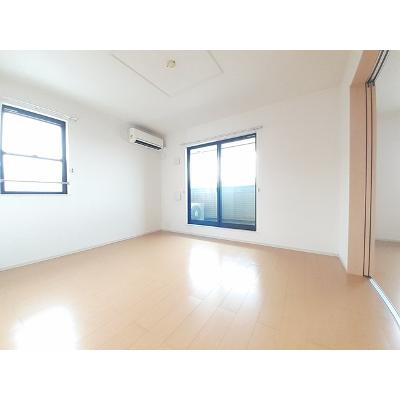 グランクリュー上の原 203【管理NO：1-017723501-02030】 ★家具家電は申し込み後に搬入します★ ★2026年08月下旬入居可能★の物件写真2