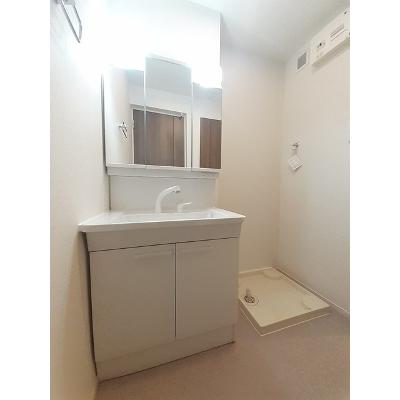 エヴァ―ホーク　Ⅱ 103【管理NO：1-026162202-01030】 ★家具家電は申し込み後に搬入します★ ★2026年08月下旬入居可能★の物件写真6