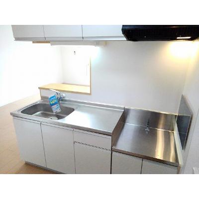ツインベル 202【管理NO：1-017075001-02020】 ★家具家電は申し込み後に搬入します★ ★2026年09月下旬入居可能★の物件写真3