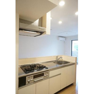 エテルノ 102【管理NO：1-022232701-01020】 ★家具家電は申し込み後に搬入します★ ★2026年10月中旬入居可能★の物件写真3