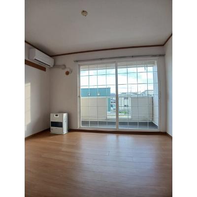 クラインシュロスＫ 202【管理NO：1-006635301-02020】 ★家具家電は申し込み後に搬入します★ ★2026年10月上旬入居可能★の物件写真2