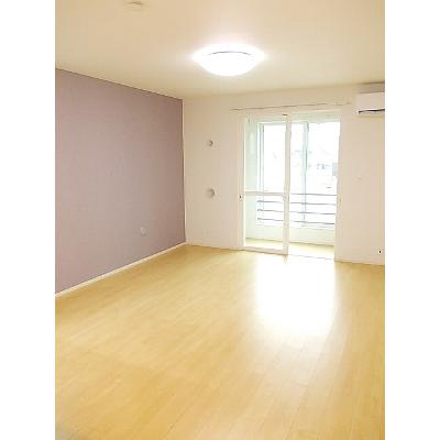ベルナベウ 103【管理NO：1-023466302-01030】 ★家具家電は申し込み後に搬入します★ ★2026年10月上旬入居可能★の物件写真2