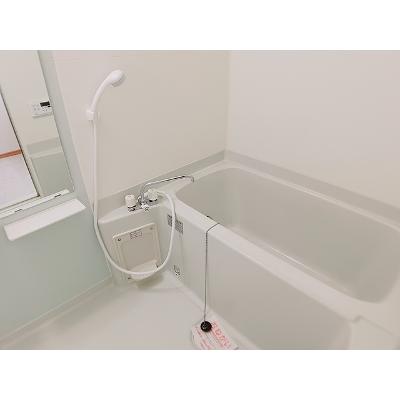 グレース・ガーデンⅢ 201【管理NO：1-013046303-02010】 ★家具家電は申し込み後に搬入します★の物件写真4