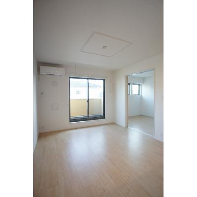 グランプラスＡ 206【管理NO：1-023051701-02050】 ★家具家電は申し込み後に搬入します★ ★2026年10月上旬入居可能★の物件写真2