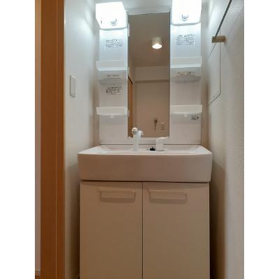 ベルフラット 201【管理NO：1-017810901-02010】 ★家具家電は申し込み後に搬入します★ ★2026年10月中旬入居可能★の物件写真6