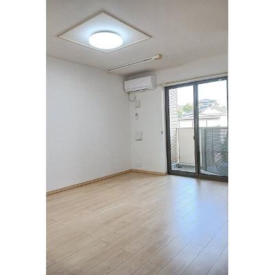 プロムナード 103【管理NO：1-019392501-01030】 ★家具家電は申し込み後に搬入します★の物件写真2