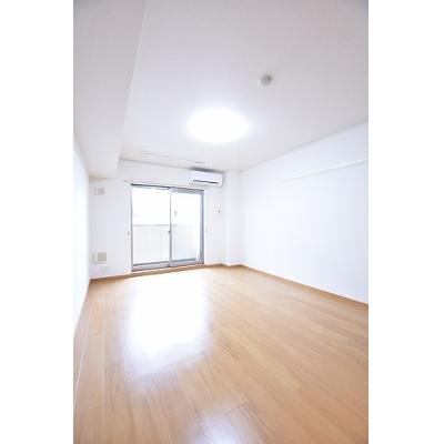 カーサ　クワノ 107【管理NO：1-014557701-01060】 ★家具家電は申し込み後に搬入します★ ★2026年10月中旬入居可能★の物件写真2