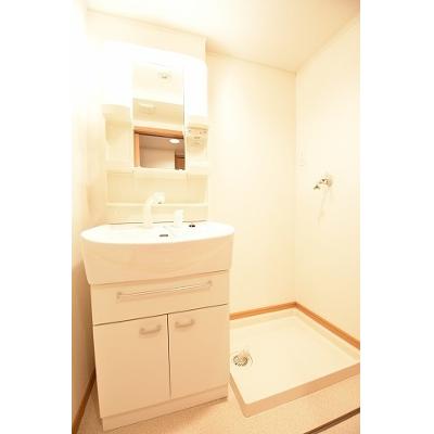カーサ　クワノ 107【管理NO：1-014557701-01060】 ★家具家電は申し込み後に搬入します★ ★2026年10月中旬入居可能★の物件写真6
