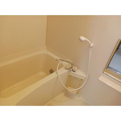 バーシアフリー　Ａ 101【管理NO：1-010742201-01010】 ★家具家電は申し込み後に搬入します★の物件写真4
