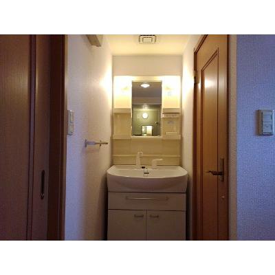 カメリアＢ 102【管理NO：1-012715602-01020】 ★家具家電は申し込み後に搬入します★の物件写真6
