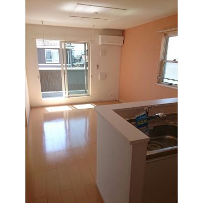 アルドール　Ⅲ 201【管理NO：1-019071302-02010】 ★家具家電は申し込み後に搬入します★ ★2026年10月上旬入居可能★の物件写真2