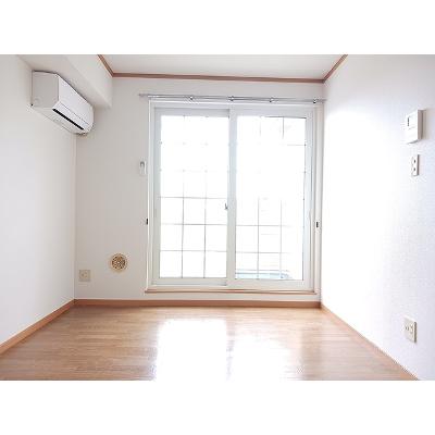 グラン・シェルⅡ 203【管理NO：1-011707102-02030】 ★家具家電は申し込み後に搬入します★の物件写真2