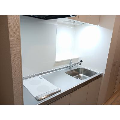 ベルクレール本町 102【管理NO：1-027615001-01020】 ★家具家電は申し込み後に搬入します★ ★2026年09月下旬入居可能★の物件写真3