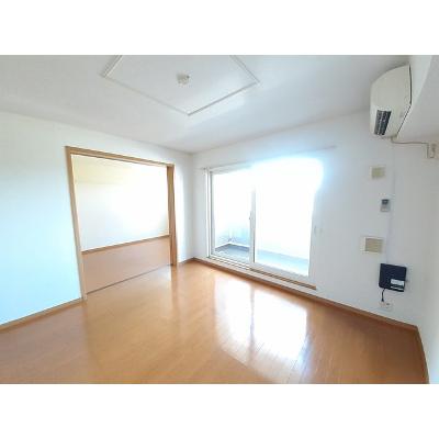 ソラボレ　Ⅲ 203【管理NO：1-014123001-02030】 ★家具家電は申し込み後に搬入します★ ★2026年10月中旬入居可能★の物件写真2