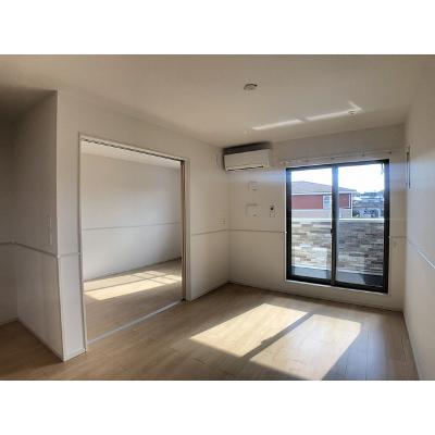 フルール 201【管理NO：1-024674101-02010】 ★家具家電は申し込み後に搬入します★ ★2026年10月中旬入居可能★の物件写真2