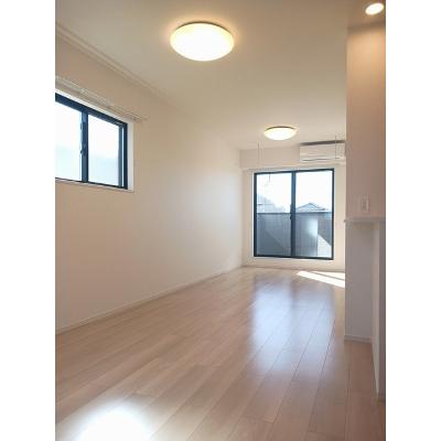 カーサ　ディ　オリバ　Ｂ 203【管理NO：1-027649002-02030】 ★家具家電は申し込み後に搬入します★の物件写真2