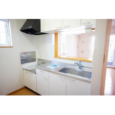カーラ 101【管理NO：1-014265001-01010】 ★家具家電は申し込み後に搬入します★ ★2026年09月上旬入居可能★の物件写真3