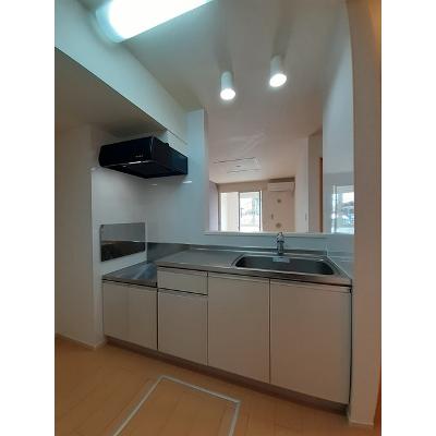 グレースＢ 102【管理NO：1-019021402-01020】 ★家具家電は申し込み後に搬入します★ ★2026年11月中旬入居可能★の物件写真3