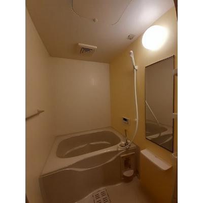 サンタモニカ 201【管理NO：1-017355801-02010】 ★家具家電は申し込み後に搬入します★の物件写真4