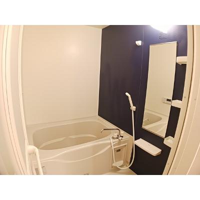 フルット 102【管理NO：1-018506101-01020】 ★家具家電は申し込み後に搬入します★ ★2026年09月下旬入居可能★の物件写真4